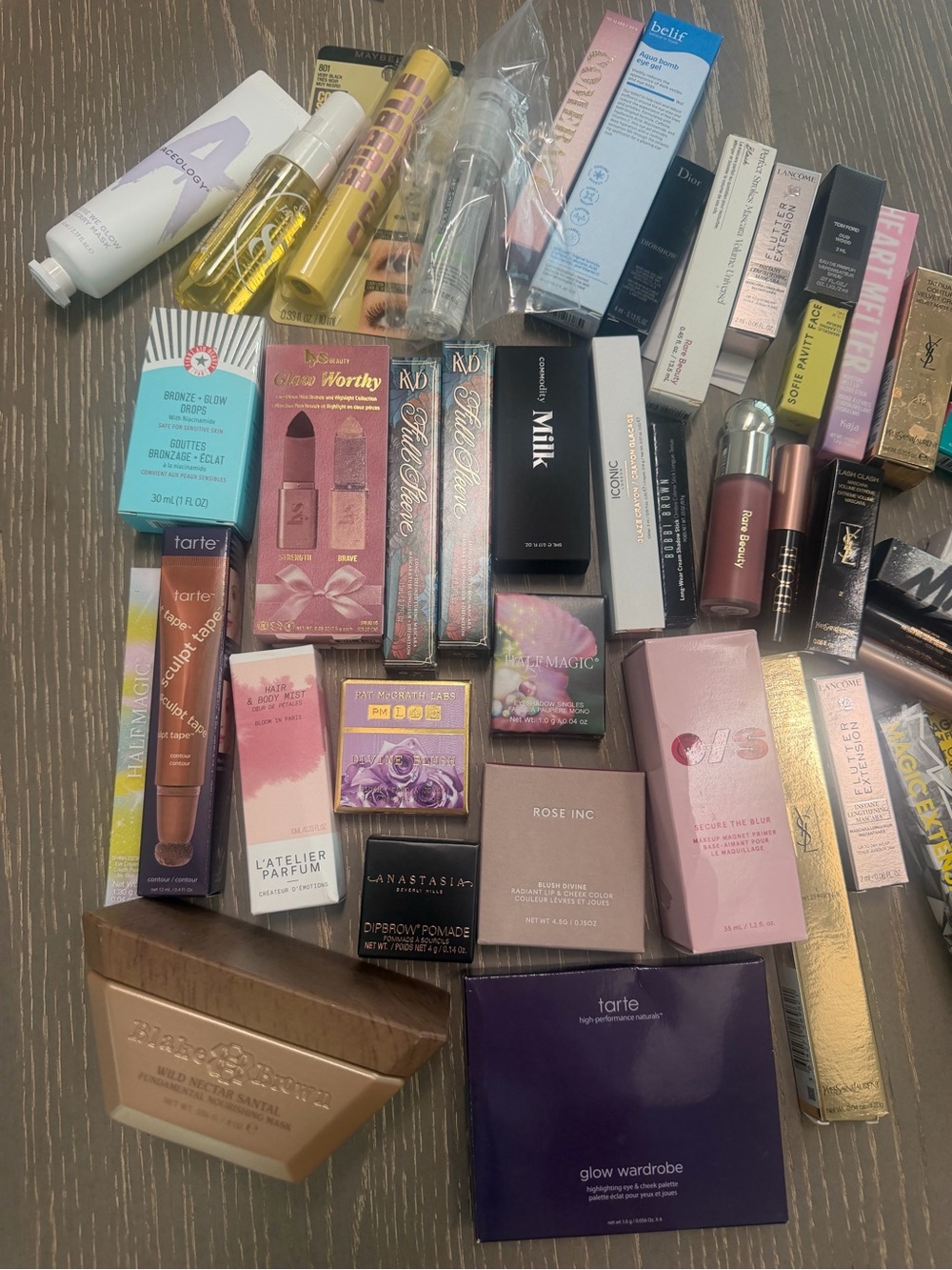 Large Lot of New Makeup & Skincare - Picture 3 of 3